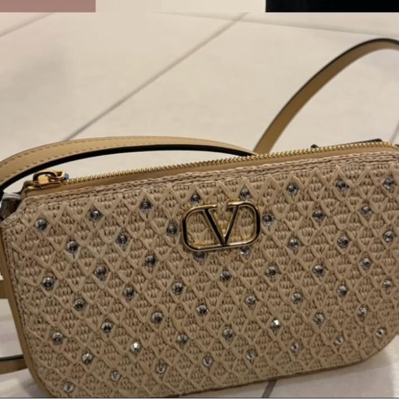 Valentino Beige Crossbody Bag Vlogo embellished faux raffia - Picture 11 of 16
